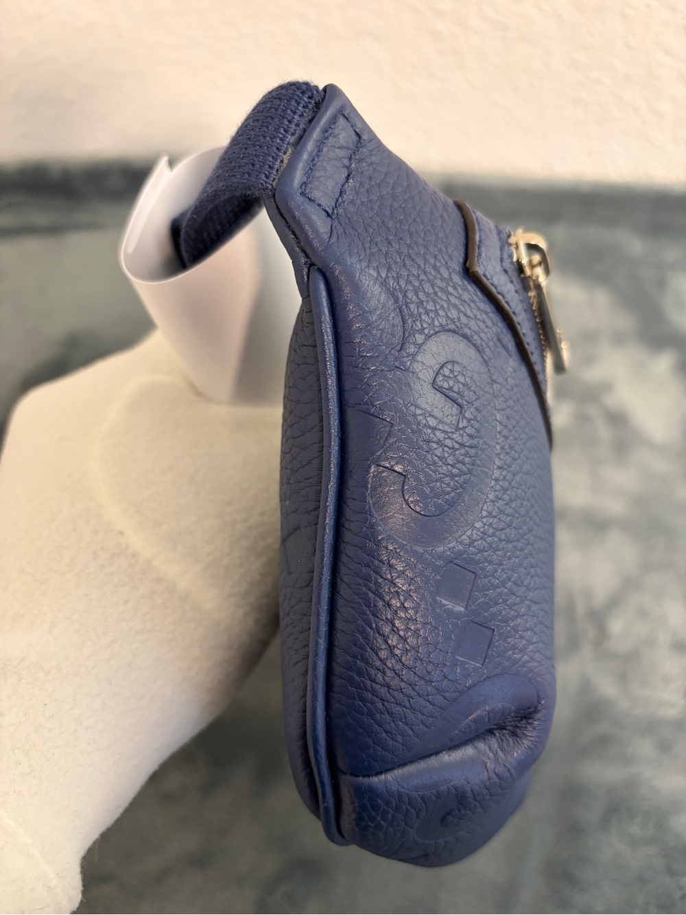 Brand New Gucci Jumbo GG Small Belt Bag Blue Embossed Leather - Picture 4 of 11